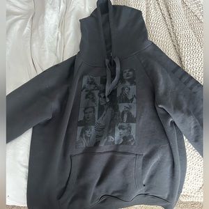 Taylor Swift Eras Tour Sweatshirt (XXL)